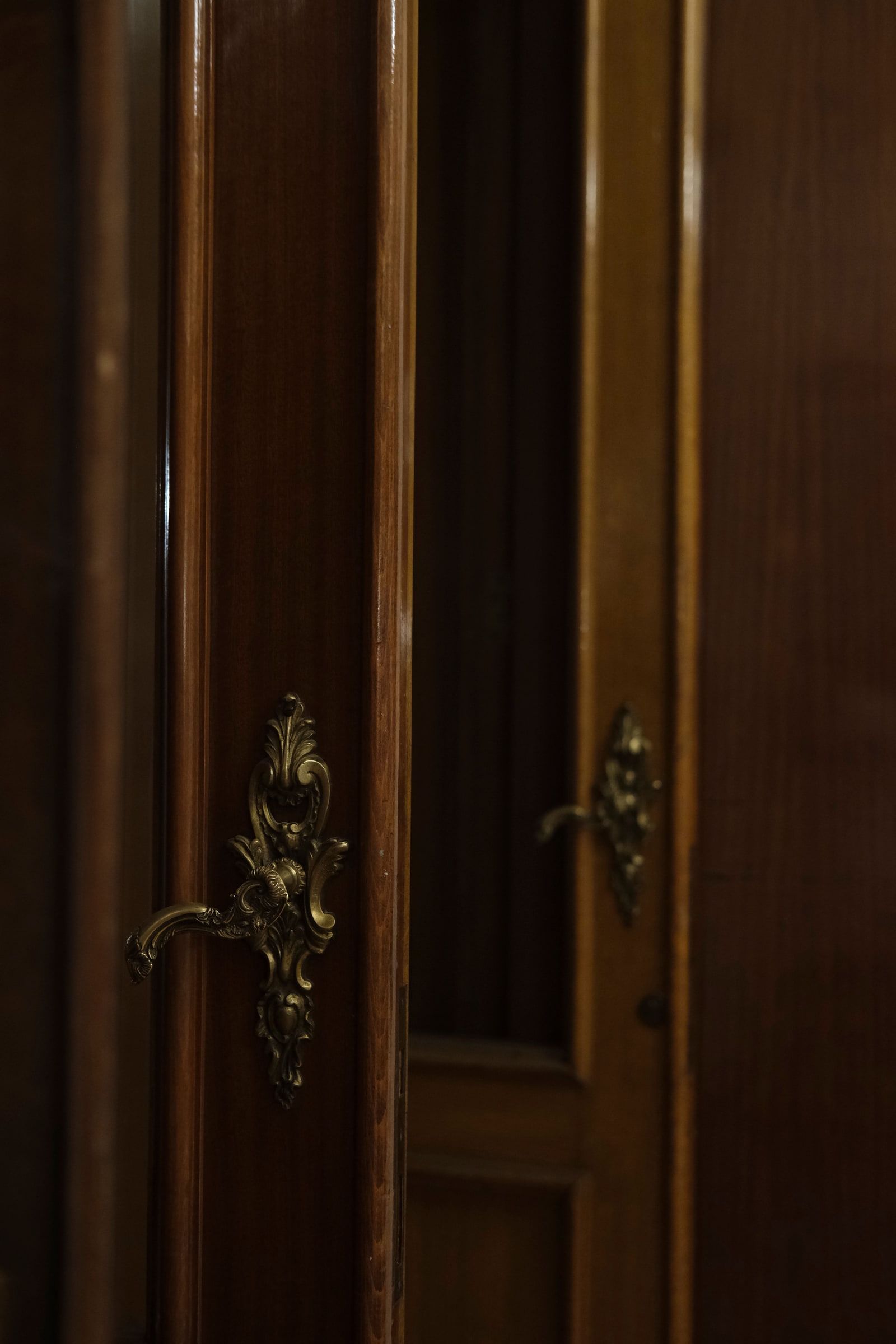 Kokapet Residence, hardware detail