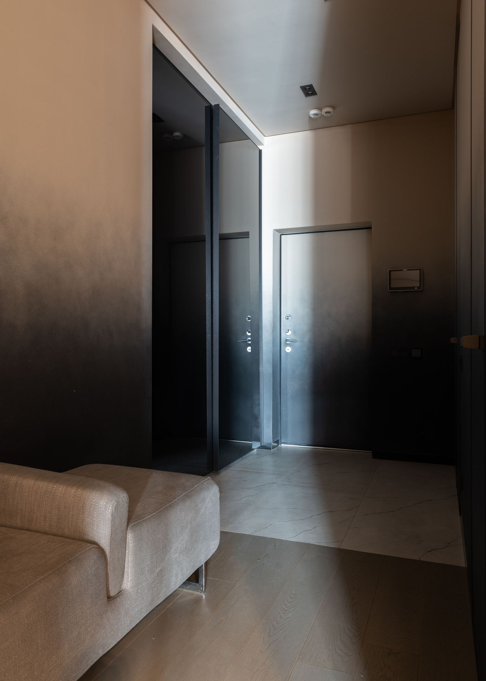 Banjara Hills Dressing Room, Wardrobe